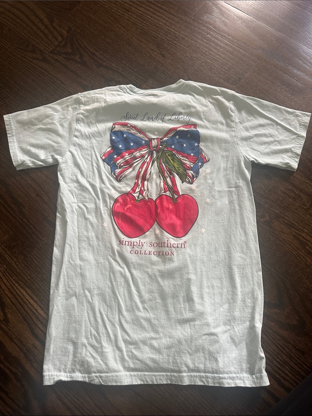 EUC Simply Southern Tee - Size L